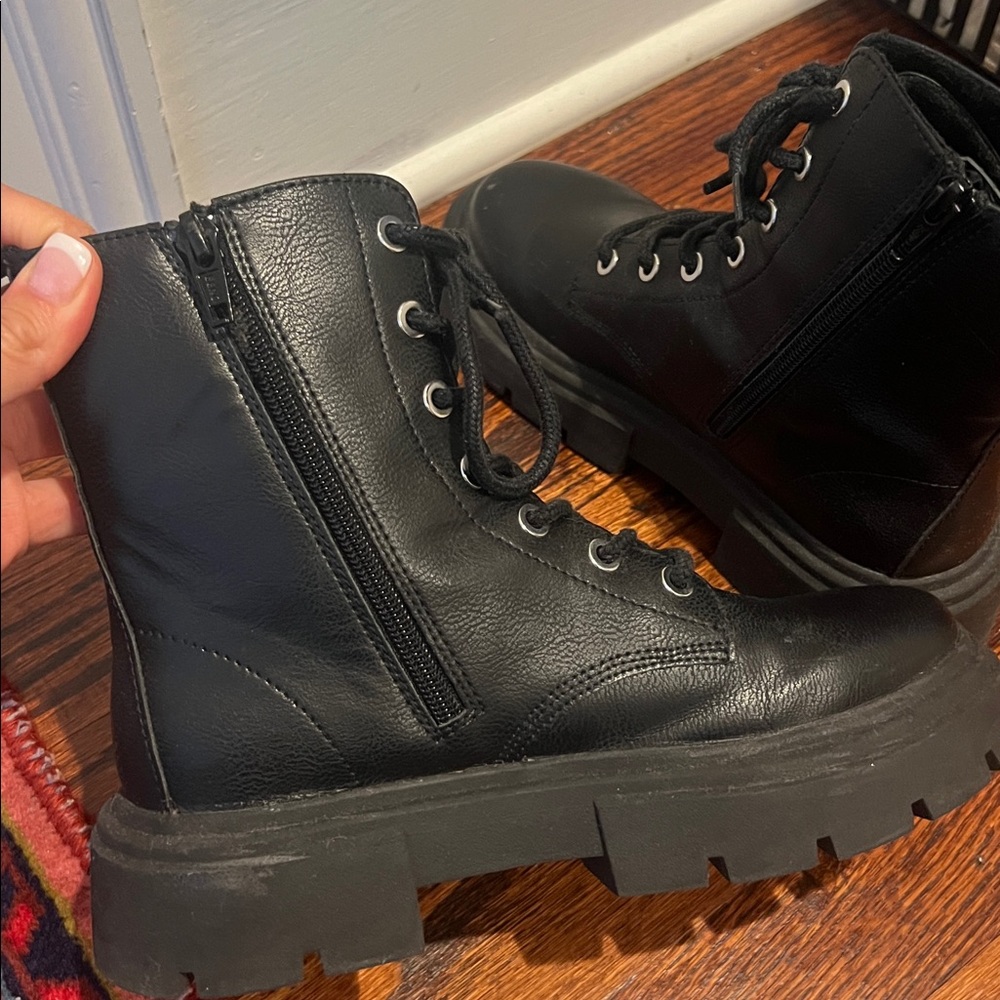 Girls Fleece Lined Winter Boots Size 4 - Picture 5 of 10
